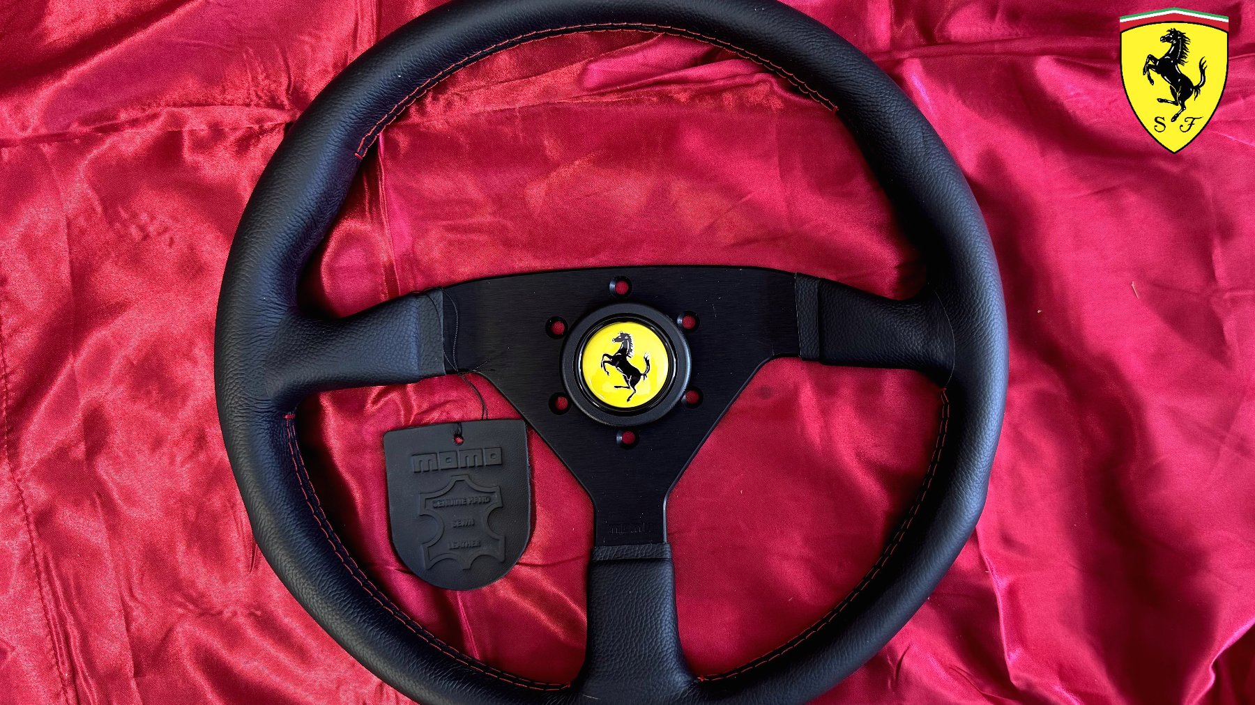 Steering wheels Ferrari F40 MOMO