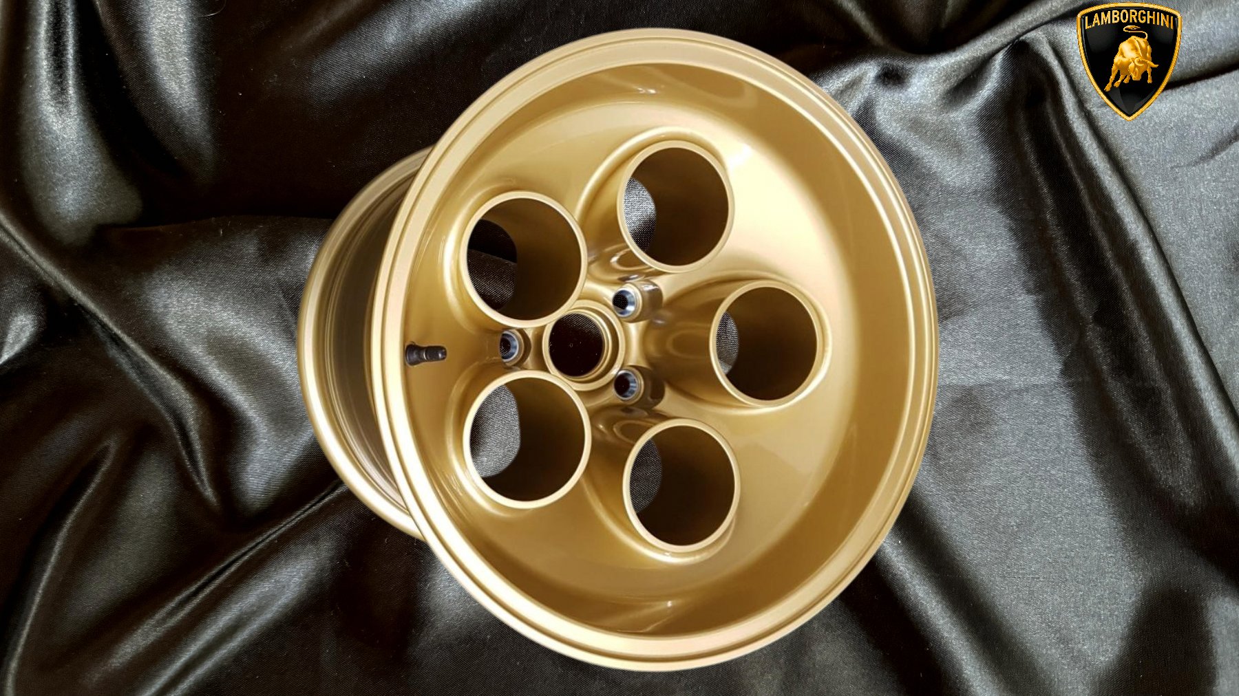 Lamborghini Countach 8x15 Front Rims